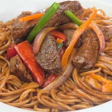 tallarin saltado de LOMO