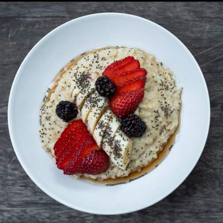 Oatmeal Banana and Berries