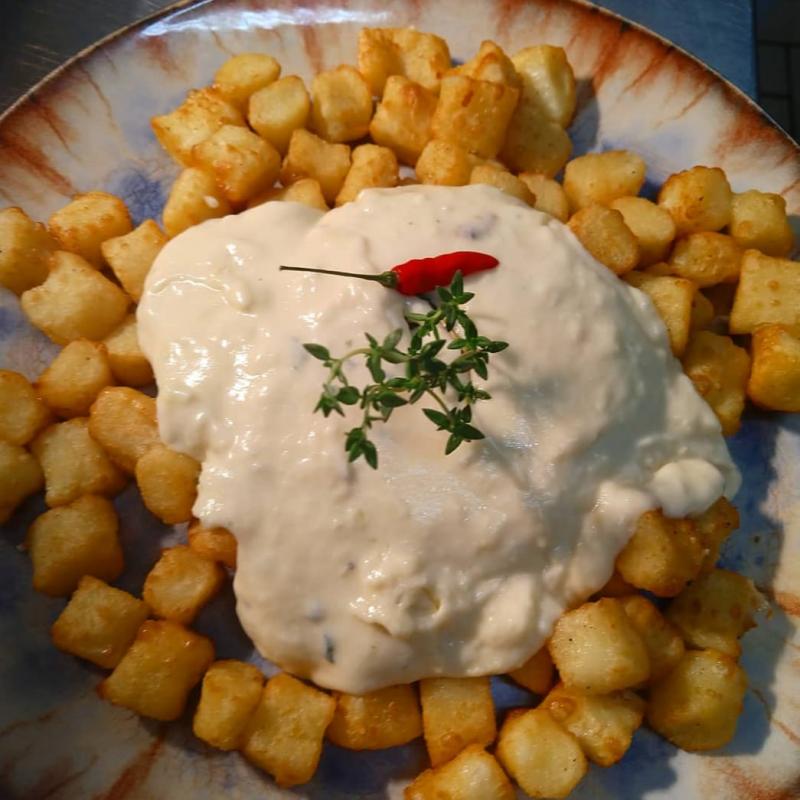 Polpetone ao Molho Quatro Queijos