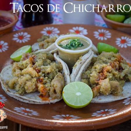 Tacos de Chicharrón en salsa verde