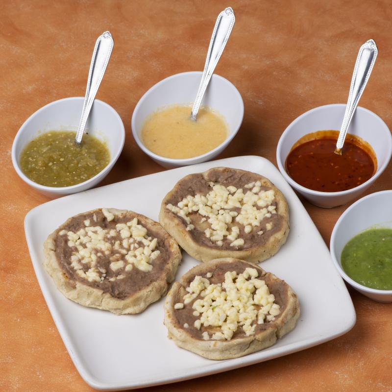 Orden de Sopes de frijoles (3)