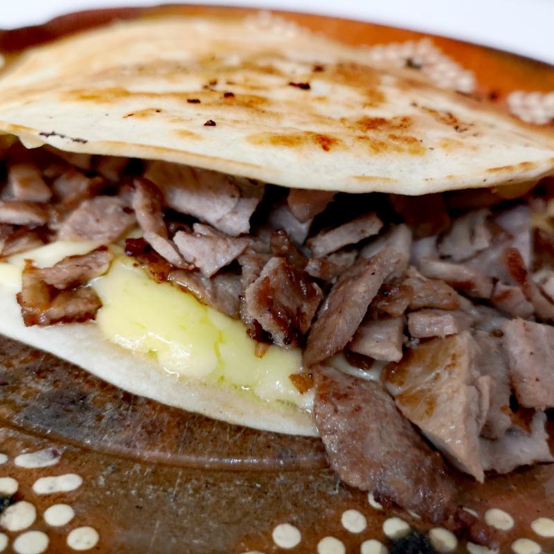 GRINGA BISTEC