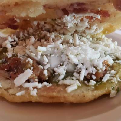 Gordita de Chicharrón
