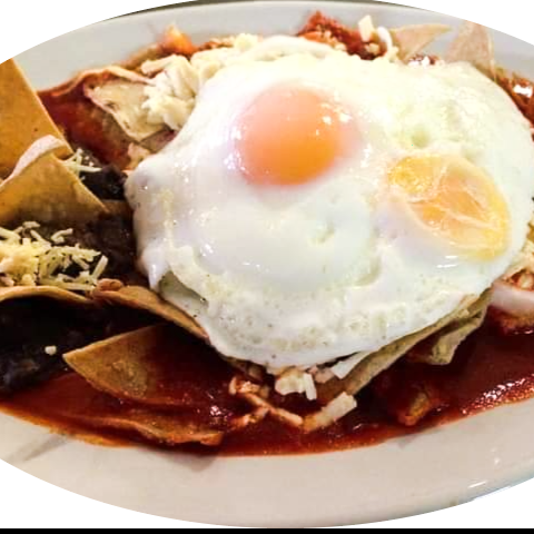 Chilaquiles c/ 3 huevos estrellados 1-2 perso