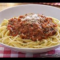 Tallarines con salsa a elección