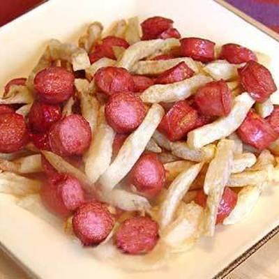 Salchipapa Classic