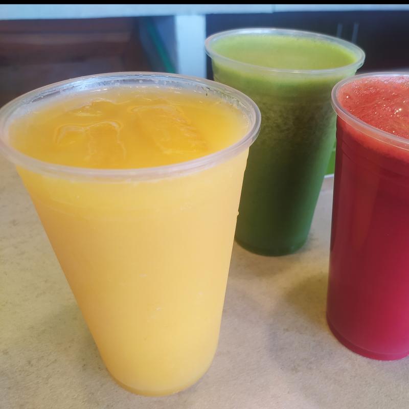 Jugo Comalá Mediano 16 oz