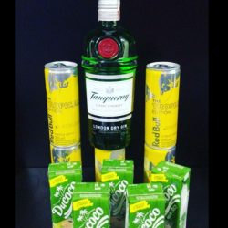 Combo Tanqueray com RedBull