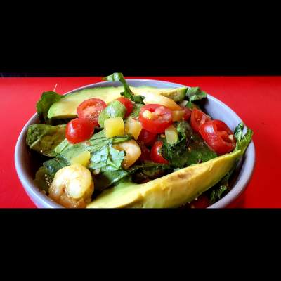 Ensalada de Camarones a la Hawaiana