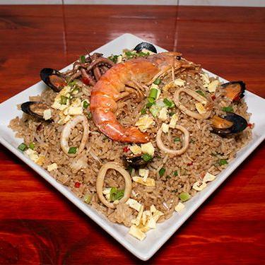 ARROZ CHAUFA DE MARISCOS