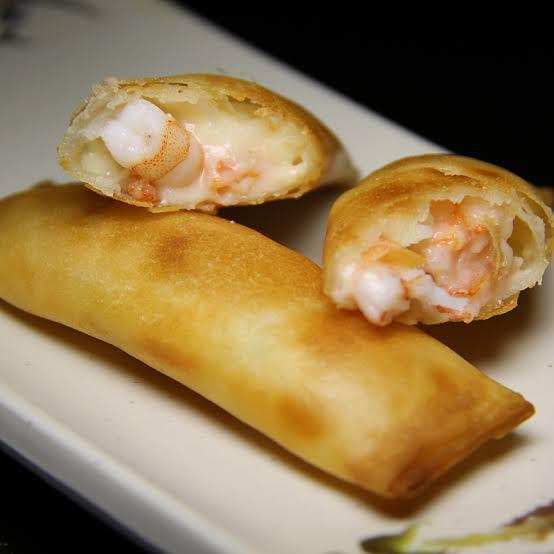 Rolinho Primavera Camarão