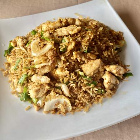 12- Arroz frito con pollo ( medio)