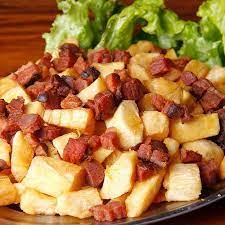 Mandioca com Bacon