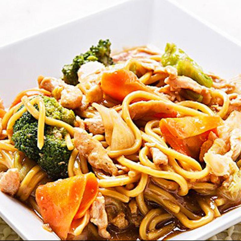 YAKISSOBA DE FRANGO 250GR