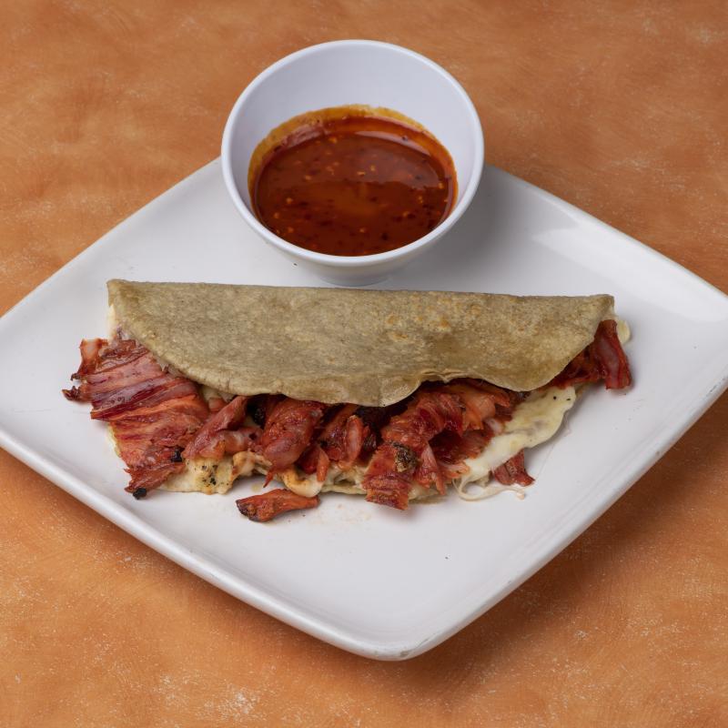 Quesadilla de maiz con Carne