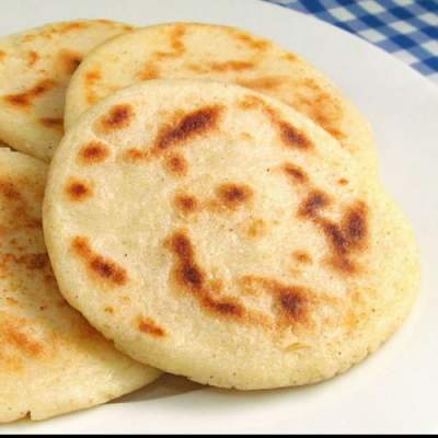 AREPAS DE QUESO
