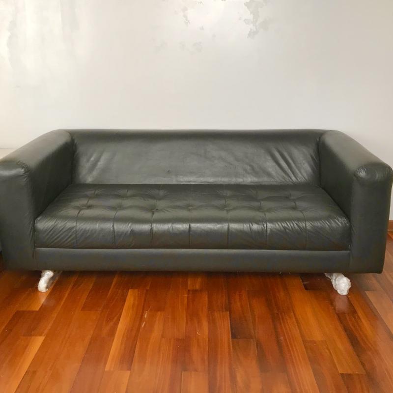Sofa negro