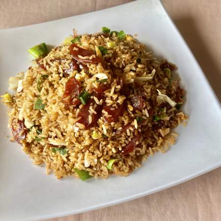 17- Arroz frito con chorizo chino ( medio)