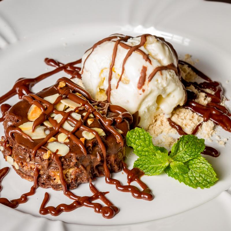 Brownie de Chocolate Alpino com Sequilho