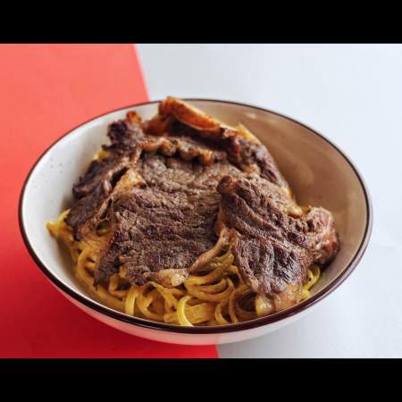 HUANCAINA CON CHURRASCO