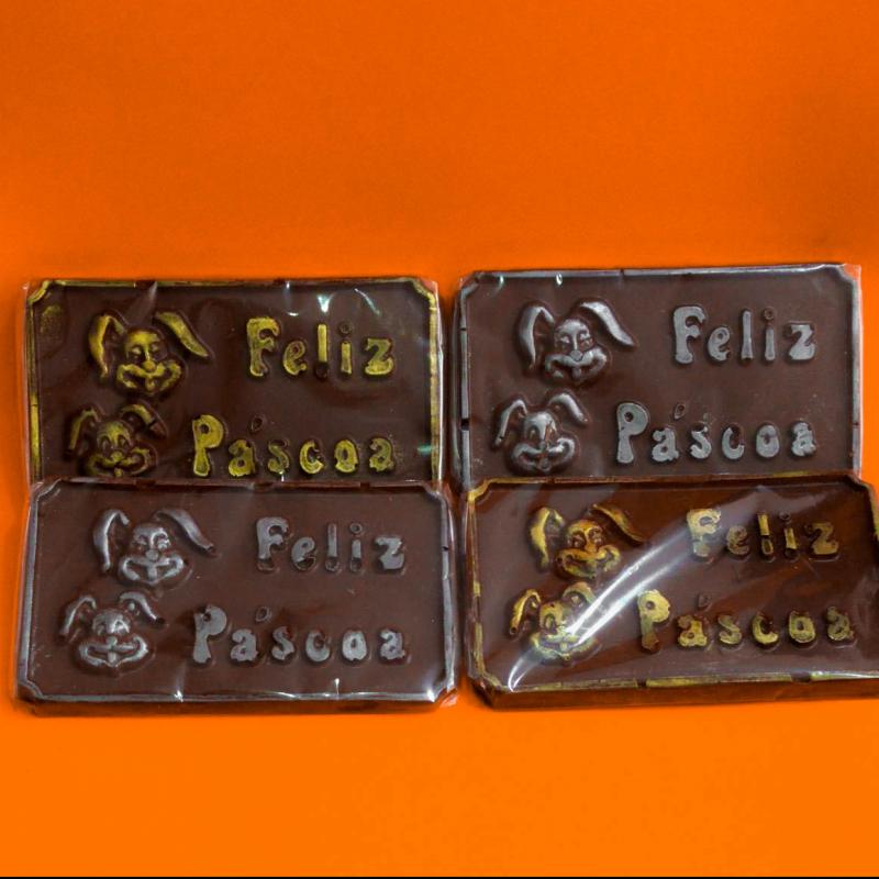Placa de Chocolate ao Leite Decorado Coelhos 12x6cm
