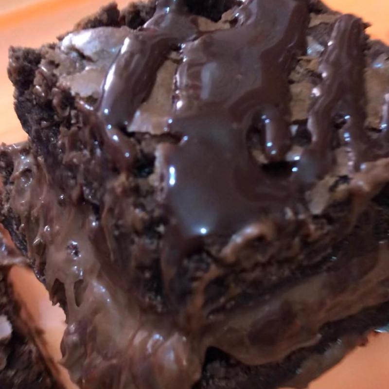 Brownie recheado e cobertura ganache