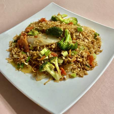 166- Arroz Frito Con Vegetales (medio)