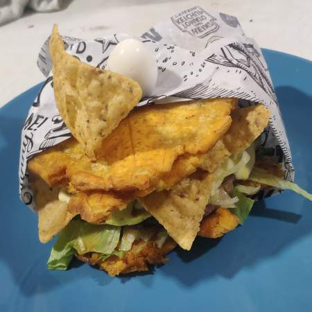 Hamburguesa Mexicana en Patacon