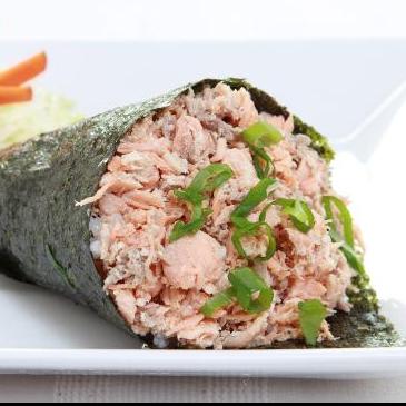 TEMAKI DE SALMÃO GRELHDO