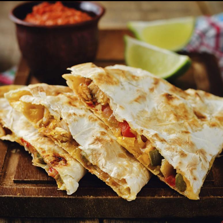 QUESADILLA DE FRANGO