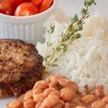 Escolha uma proteína e dois acompanhamentos: