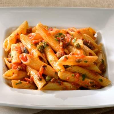 PENNE ALLA PUTTANESCA