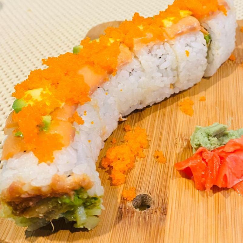 SALMON ROLL