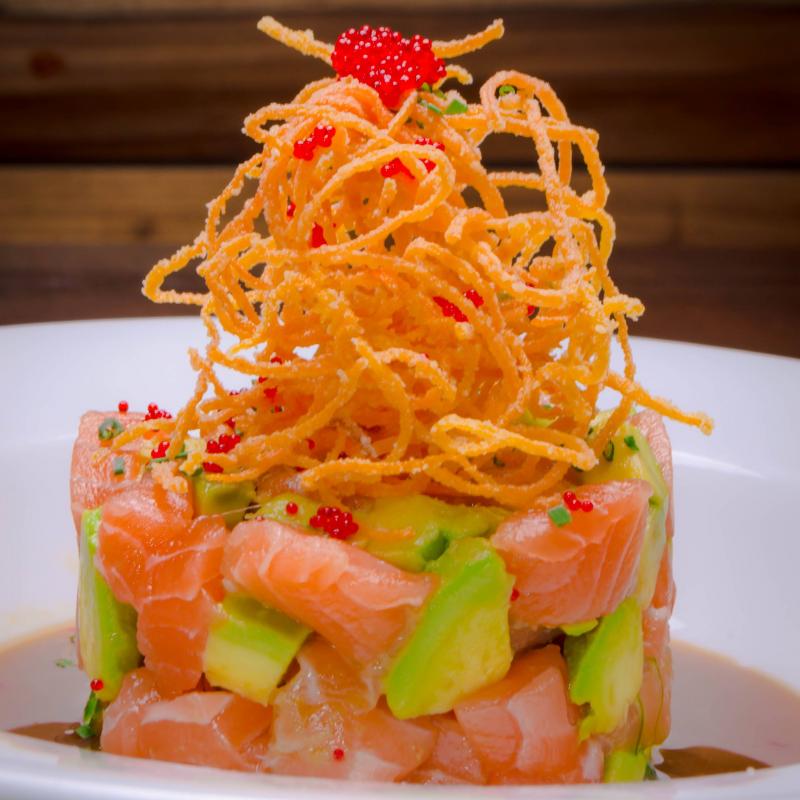 TARTARA DE SALMON