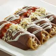 Enfrijoladas con Pollo