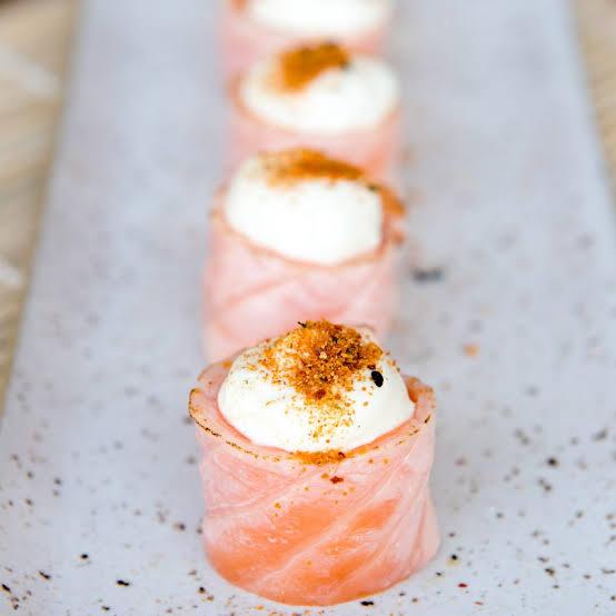 GUNKAN CHEESE MAÇARICADO ESPECIAL