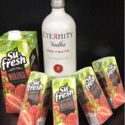 Combo Vodka Eternity com Suco