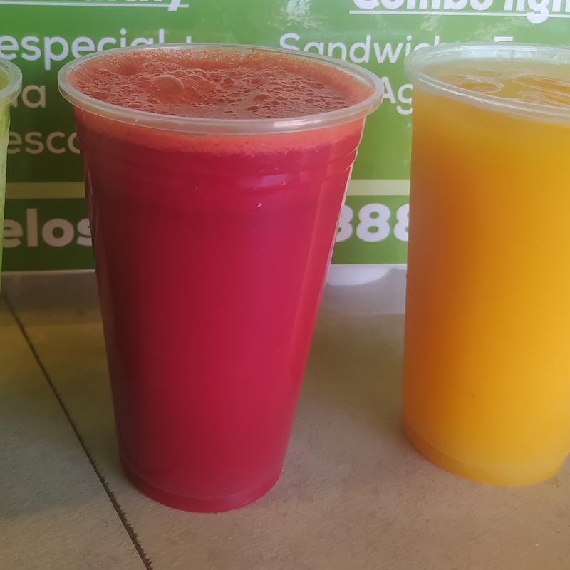 Jugo Saludable Mediano 16 oz
