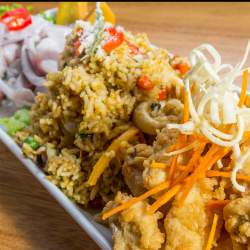 Arroz con Mariscos Ceviche Chicharrón de Pescado