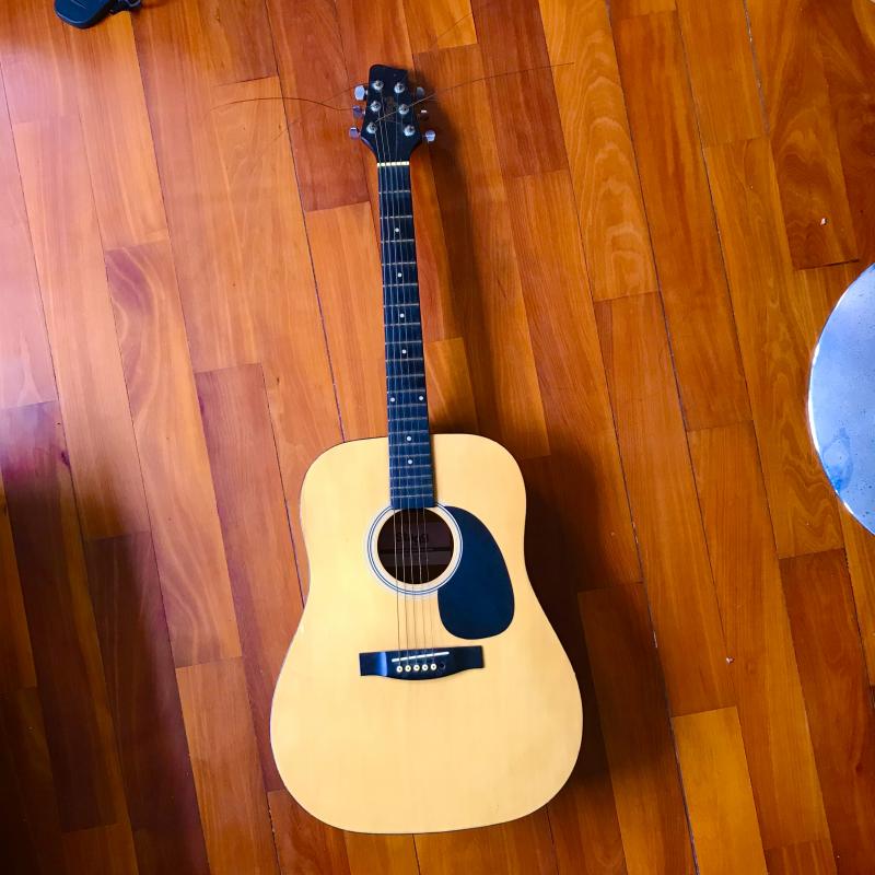 Guitarra acústica Stagg