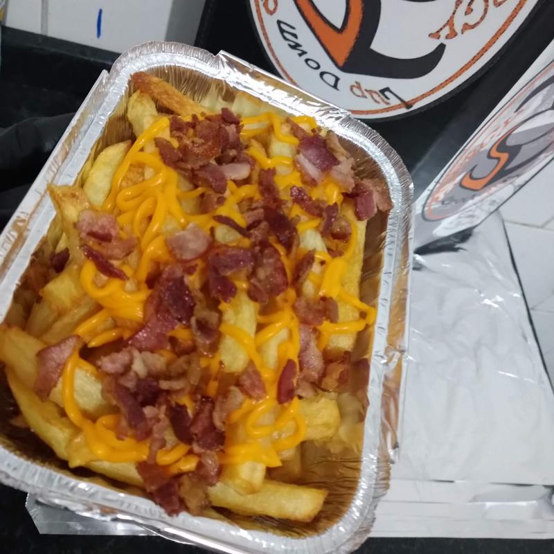 Batata com bacon e cheddar