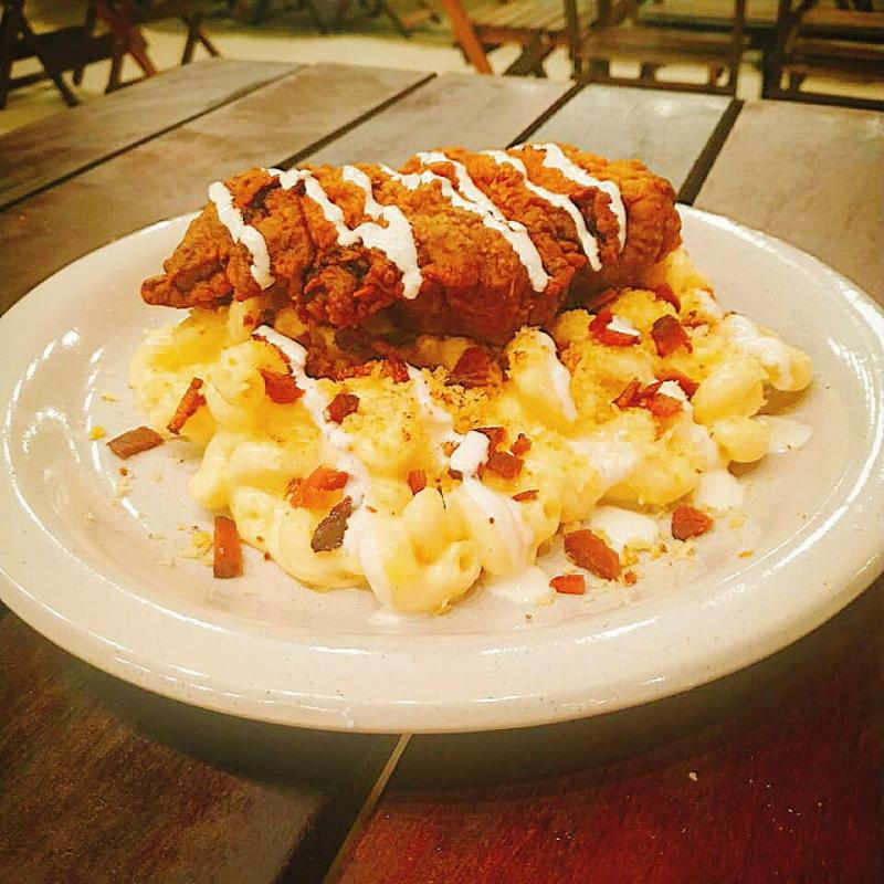 Mac'n'cheese + Frango frito **invasão Mac'n'cheese!**