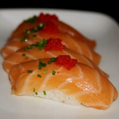 Niguri de salmão trufado 4 unid