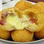 Bolinho Queijo com Bacon