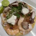 De camarón con pulpo
