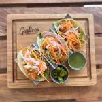 TACOS DE CAMARÓN / SHRIMP TACOS