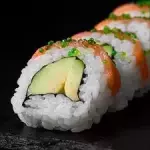 Uramaki Abacate (12 Rolls)