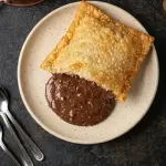 Pastel de Brigadeiro Gourmet