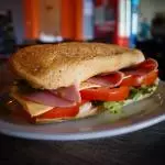 Sandwich Jamon y Queso