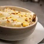 RAVIOLI CON SASA CHAMPIÑON AL AJILLO